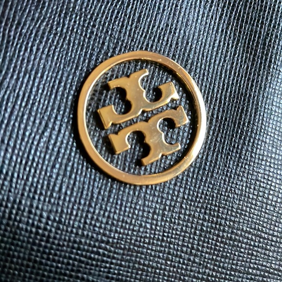 Tory Burch Large Black & Gold Robinson Satchel Purse-Great Condition - Picture 6 of 13